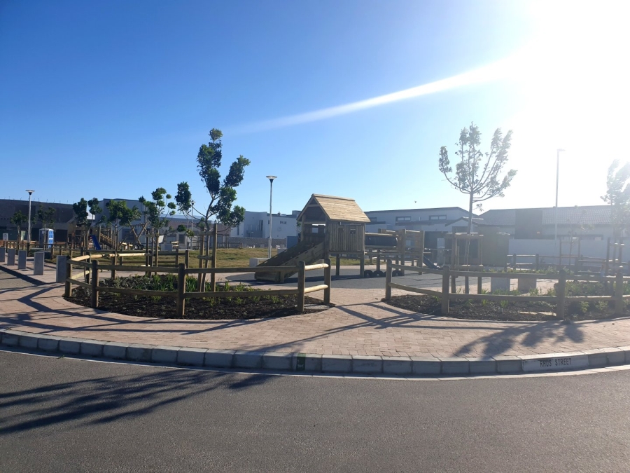 4 Bedroom Property for Sale in Sandown Western Cape